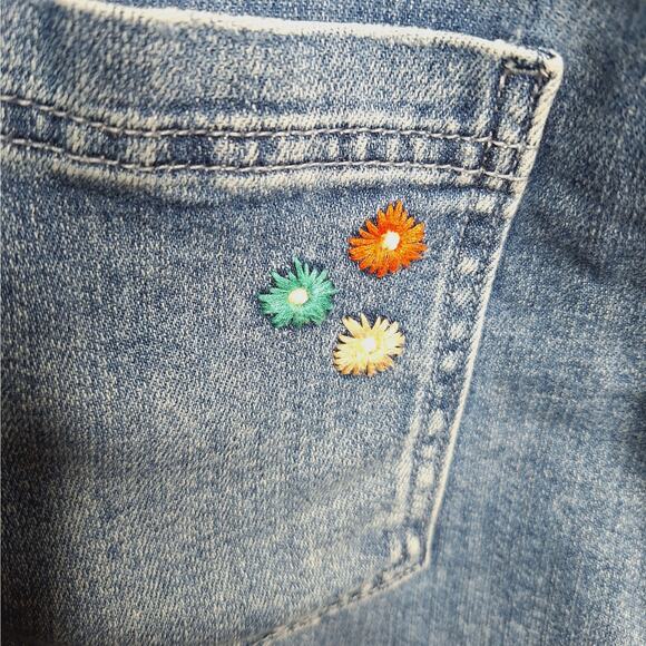 Aerie Werk & Play Denim Shortalls Embroidered Floral S Bib Overall Shorts Boho - Picture 4 of 11